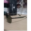 Мъжки слънчеви очила Guess