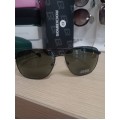 Мъжки слънчеви очила Guess