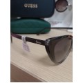 Дамски слънчеви очила Guess Котешко око