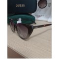 Дамски слънчеви очила Guess Котешко око