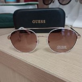 Кафяви слънчеви очила Guess Кръгли Бели рамки